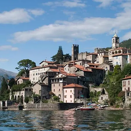 Casa Rosa Dervio